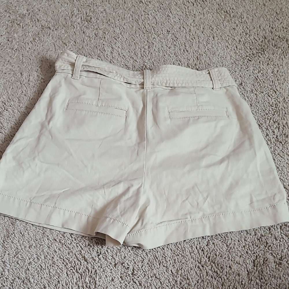 LOFT Cream High Waist Shorts - Picture 10 of 10